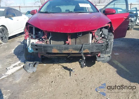 2018 Toyota Corolla Le из США, поврежденный, VIN 5YFBURHE0JP767517